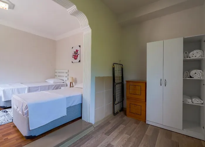 别墅 Mountain With Pool