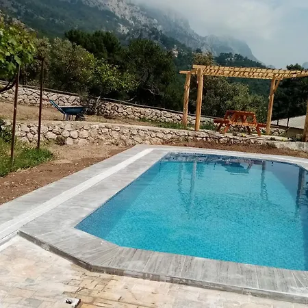 Mountain With Pool Villa Hacisekililer