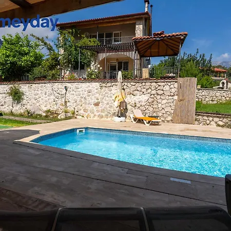 Mountain With Pool * Hacisekililer
